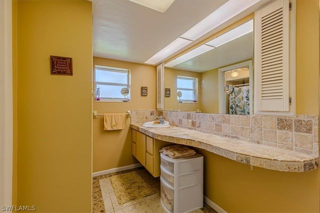 219 Cypress WAY W, Naples, FL 34110