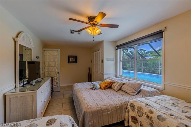 219 Cypress WAY W, Naples, FL 34110