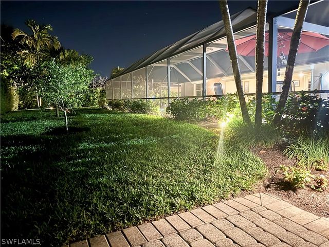 219 Cypress WAY W, Naples, FL 34110