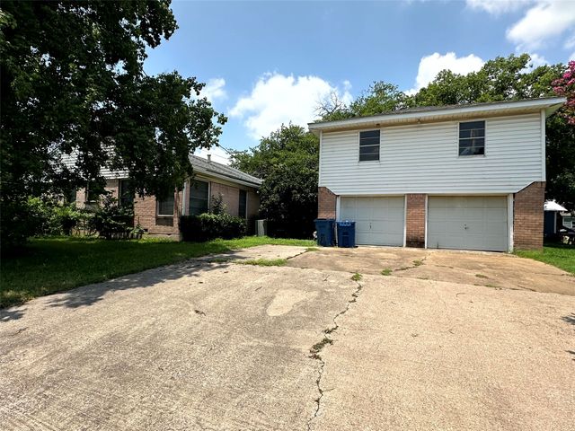 102 Denton Street, Hutchins, TX 75141