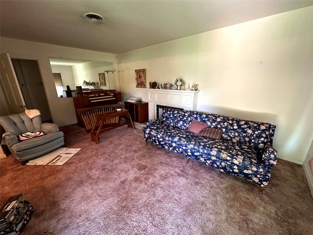 102 Denton Street, Hutchins, TX 75141