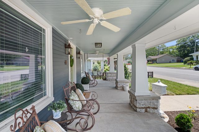 207 E Spring St, Lebanon, TN 37087