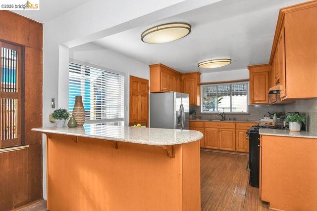 226 S 41St St, Richmond, CA 94804