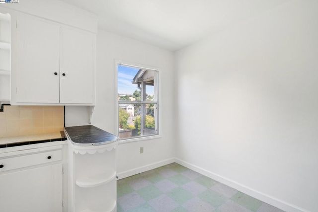 2200 Peach St, Pinole, CA 94564