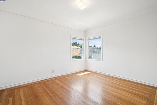 2200 Peach St, Pinole, CA 94564