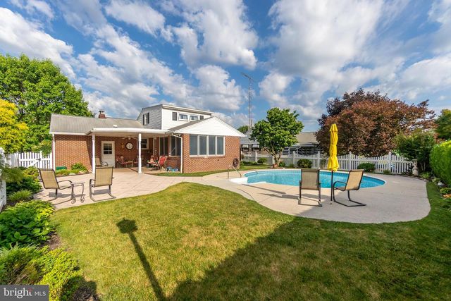 717 MCCOSH ST, Hanover, PA 17331
