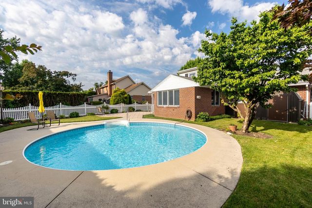 717 MCCOSH ST, Hanover, PA 17331