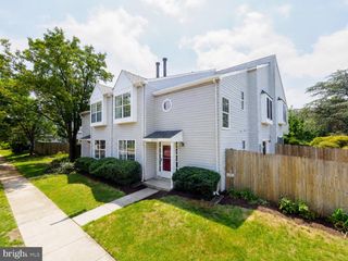 6112-C HOSKINS HOLLOW CIR, Centreville, VA 20121