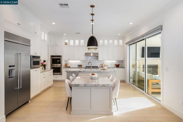 2130 Elderberry Dr, San Ramon, CA 94582