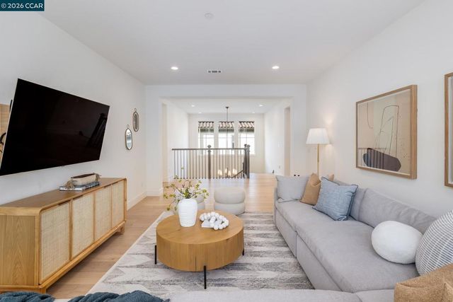 2130 Elderberry Dr, San Ramon, CA 94582