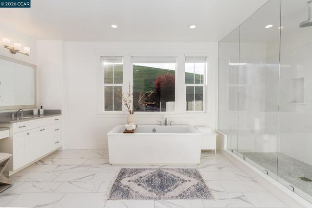 2130 Elderberry Dr, San Ramon, CA 94582