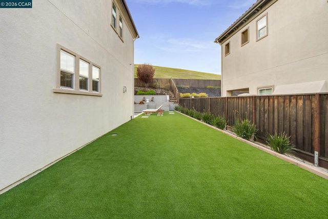 2130 Elderberry Dr, San Ramon, CA 94582