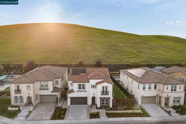 2130 Elderberry Dr, San Ramon, CA 94582