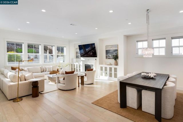 2130 Elderberry Dr, San Ramon, CA 94582