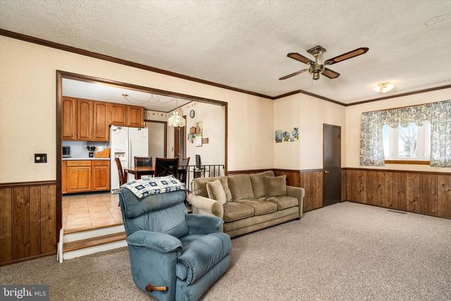 2 ROCKLEIGH DR, Ewing, NJ 08628