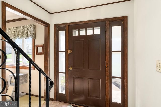 2 ROCKLEIGH DR, Ewing, NJ 08628