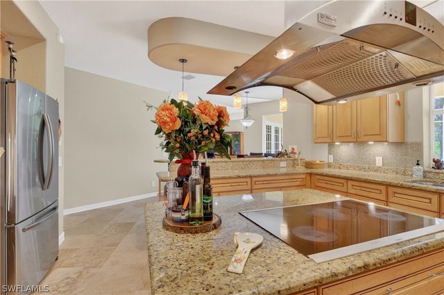 6416 Mark LN, Fort Myers, FL 33966