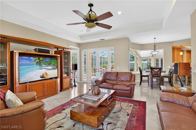 6416 Mark LN, Fort Myers, FL 33966