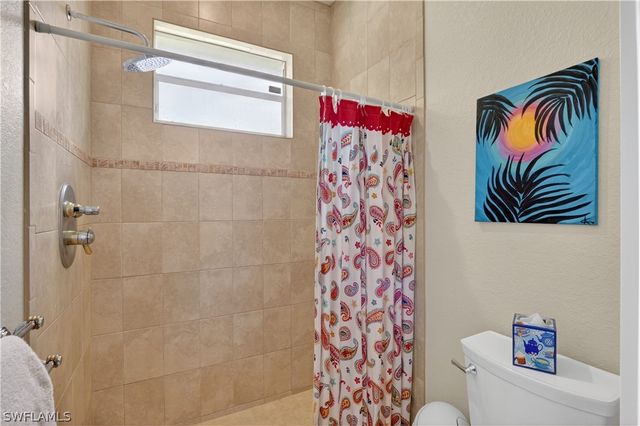 6416 Mark LN, Fort Myers, FL 33966