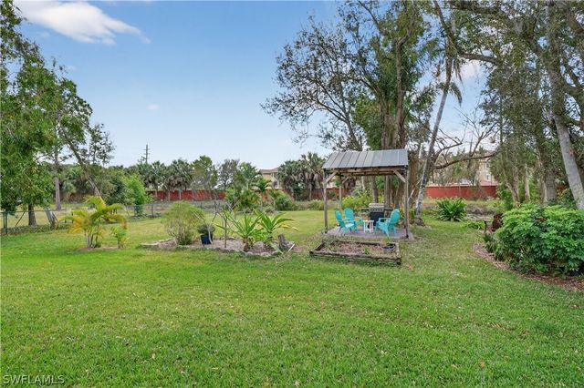 6416 Mark LN, Fort Myers, FL 33966