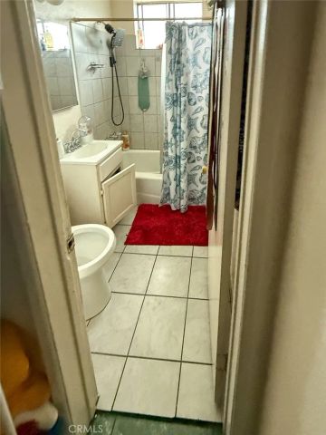 235 E 87th Street, Los Angeles, CA 90003