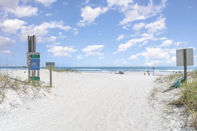 206 Maison Dr Apt Q204, Myrtle Beach, SC 29572