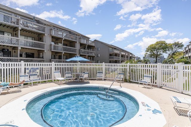 206 Maison Dr Apt Q204, Myrtle Beach, SC 29572