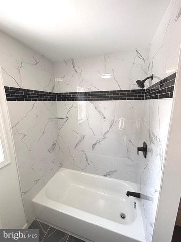 402 BOULEVARD ST, Florence, NJ 08518