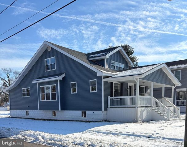 402 BOULEVARD ST, Florence, NJ 08518