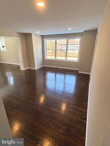 402 BOULEVARD ST, Florence, NJ 08518