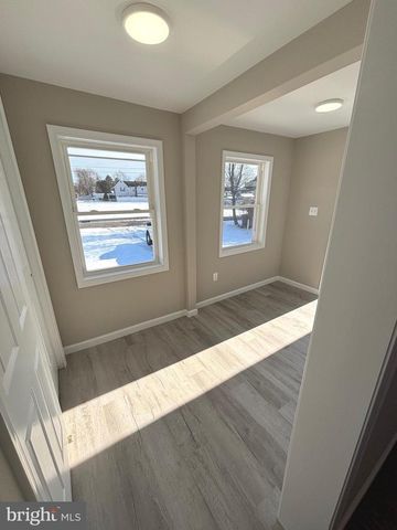 402 BOULEVARD ST, Florence, NJ 08518