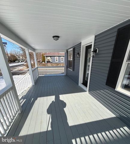 402 BOULEVARD ST, Florence, NJ 08518