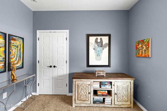 940 Flora Vista Drive, Las Cruces, NM 88007