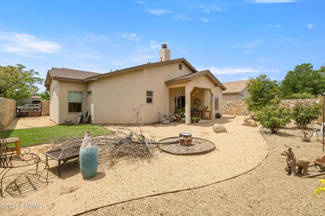 940 Flora Vista Drive, Las Cruces, NM 88007