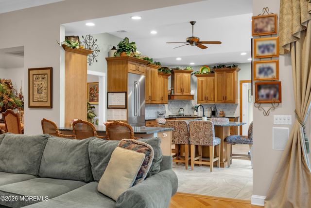 481 Eagle Point Drive, Toms River, NJ 08753