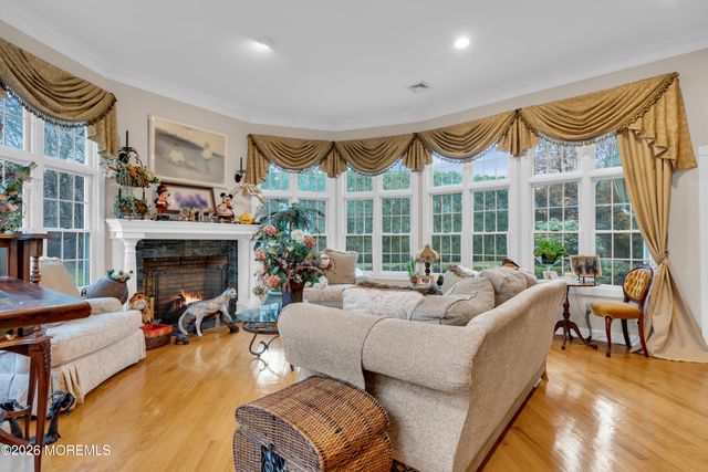 481 Eagle Point Drive, Toms River, NJ 08753