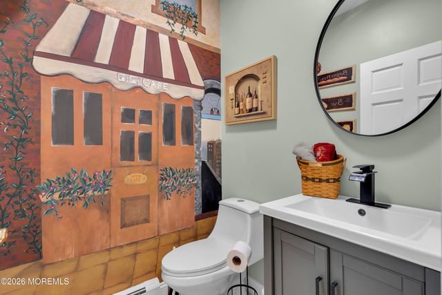 481 Eagle Point Drive, Toms River, NJ 08753