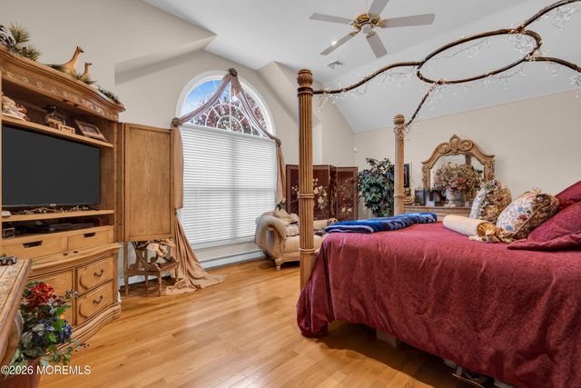 481 Eagle Point Drive, Toms River, NJ 08753