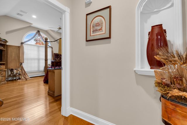 481 Eagle Point Drive, Toms River, NJ 08753