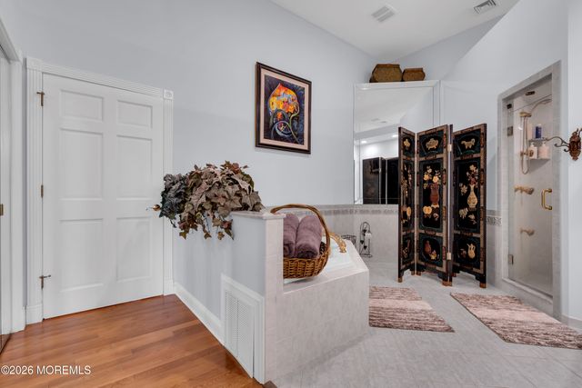 481 Eagle Point Drive, Toms River, NJ 08753