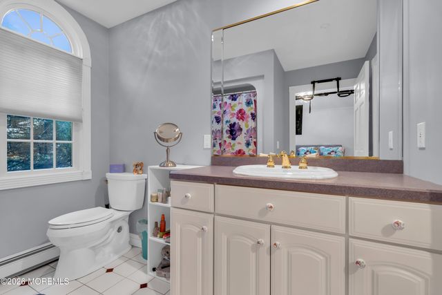 481 Eagle Point Drive, Toms River, NJ 08753