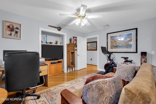 481 Eagle Point Drive, Toms River, NJ 08753