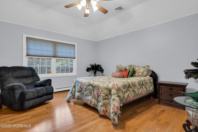 481 Eagle Point Drive, Toms River, NJ 08753