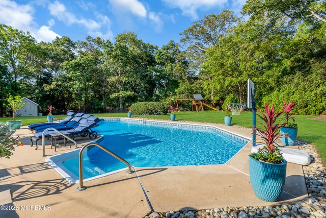 481 Eagle Point Drive, Toms River, NJ 08753