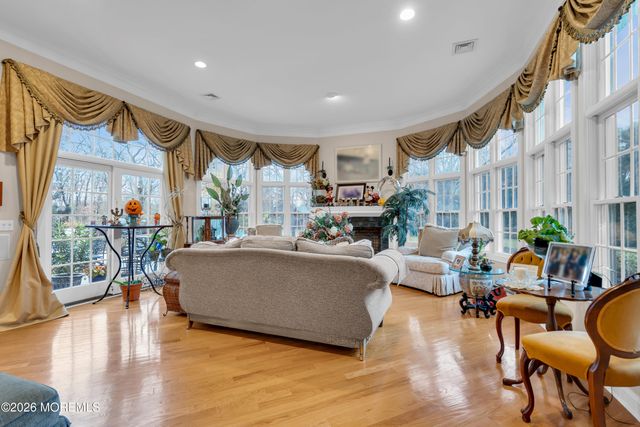 481 Eagle Point Drive, Toms River, NJ 08753