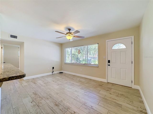 2212 VINSON AVENUE, Sarasota, FL 34232
