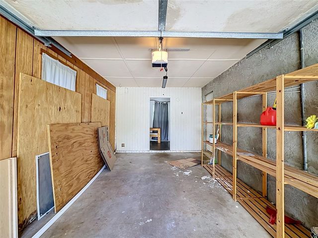 2212 VINSON AVENUE, Sarasota, FL 34232