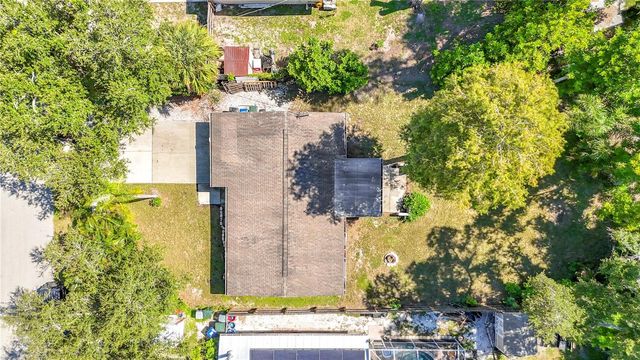 2212 VINSON AVENUE, Sarasota, FL 34232
