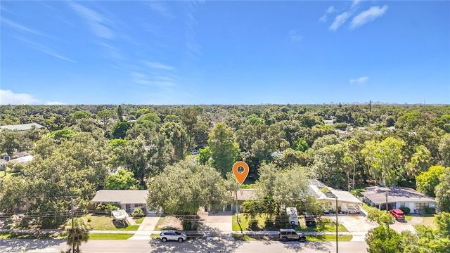 2212 VINSON AVENUE, Sarasota, FL 34232