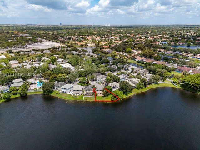 850 NW 98th Avenue, Plantation, FL 33324